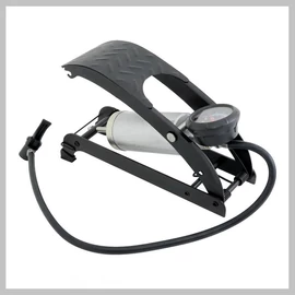 Lábpumpa Manométerrel – Egydugattyús, TÜV/GS – 09153