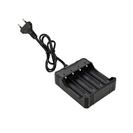 LI-ION akkumulátortöltő – 4 férőhelyes, 1200 mA MS-404A