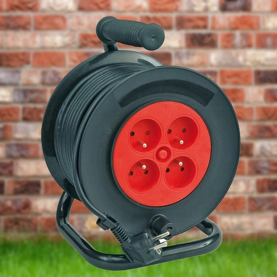 Kábeldob 4 földelt aljzattal 25m 82682