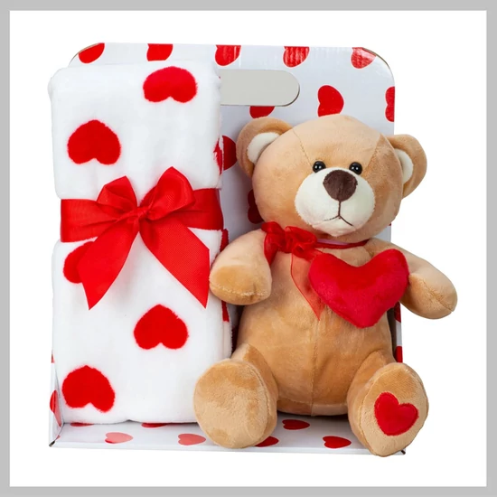 Plüss maci szívvel, gyapjútakaróval 4252