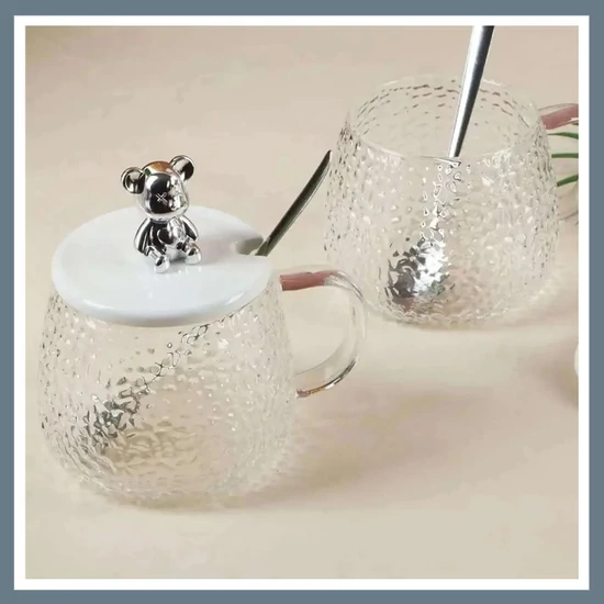 Üveg kávésbögre medvés fedéllel és kanállal KB05