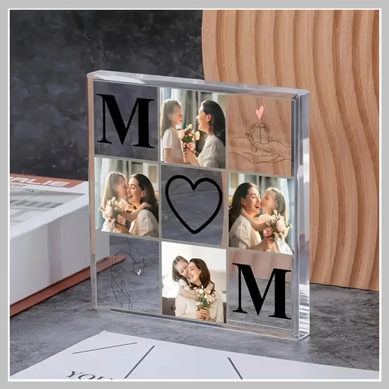 Személyre szabható akril fotókeret „MOM” dizájnnal GK1038305