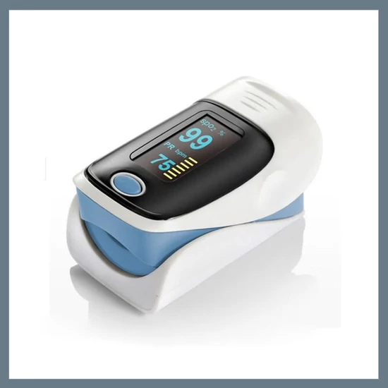 Ujjra csíptethető pulzoximéter, pulzusmérő és véroxigénszint mérő