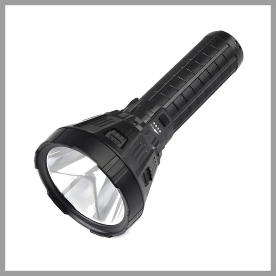 Nagy fényerejű LED elemlámpa W5102