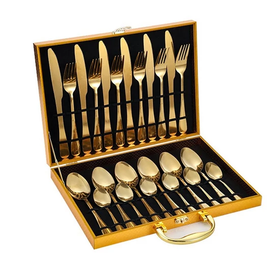24 darabos, arany színű evőeszközkészlet holm10054