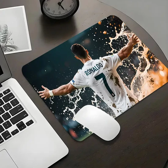 Cristiano Ronaldo vízálló, csúszásmentes gamer egérpad CE3162647-26x21