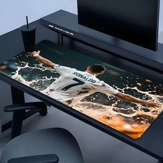 Cristiano Ronaldo vízálló, csúszásmentes gamer egérpad CE3162647-80x40