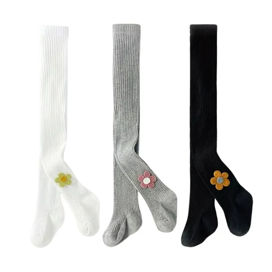 Lány harisnyanadrág szett – 3 pár, virágos díszítéssel GG127995-9